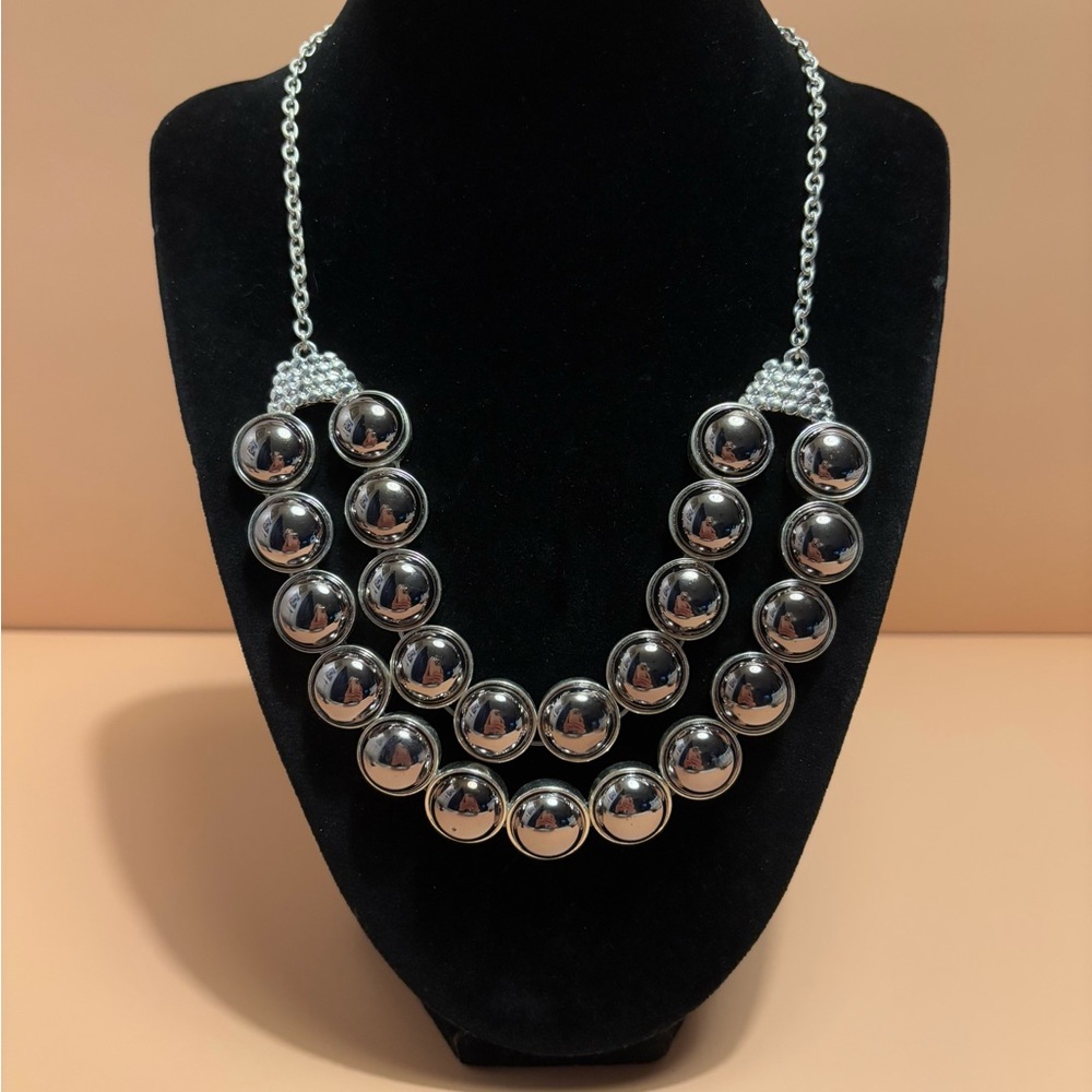 🌻Liz Claiborne Silver Tone Double Necklace 17”+2”